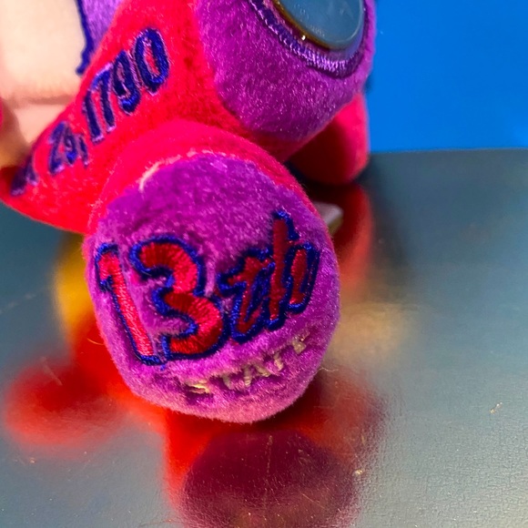 LIMITED TREASURES NWT RHODE ISLAND STATE COIN #13 BEAR PLUSH TAGS & QUARTER 8” - Picture 2 of 10